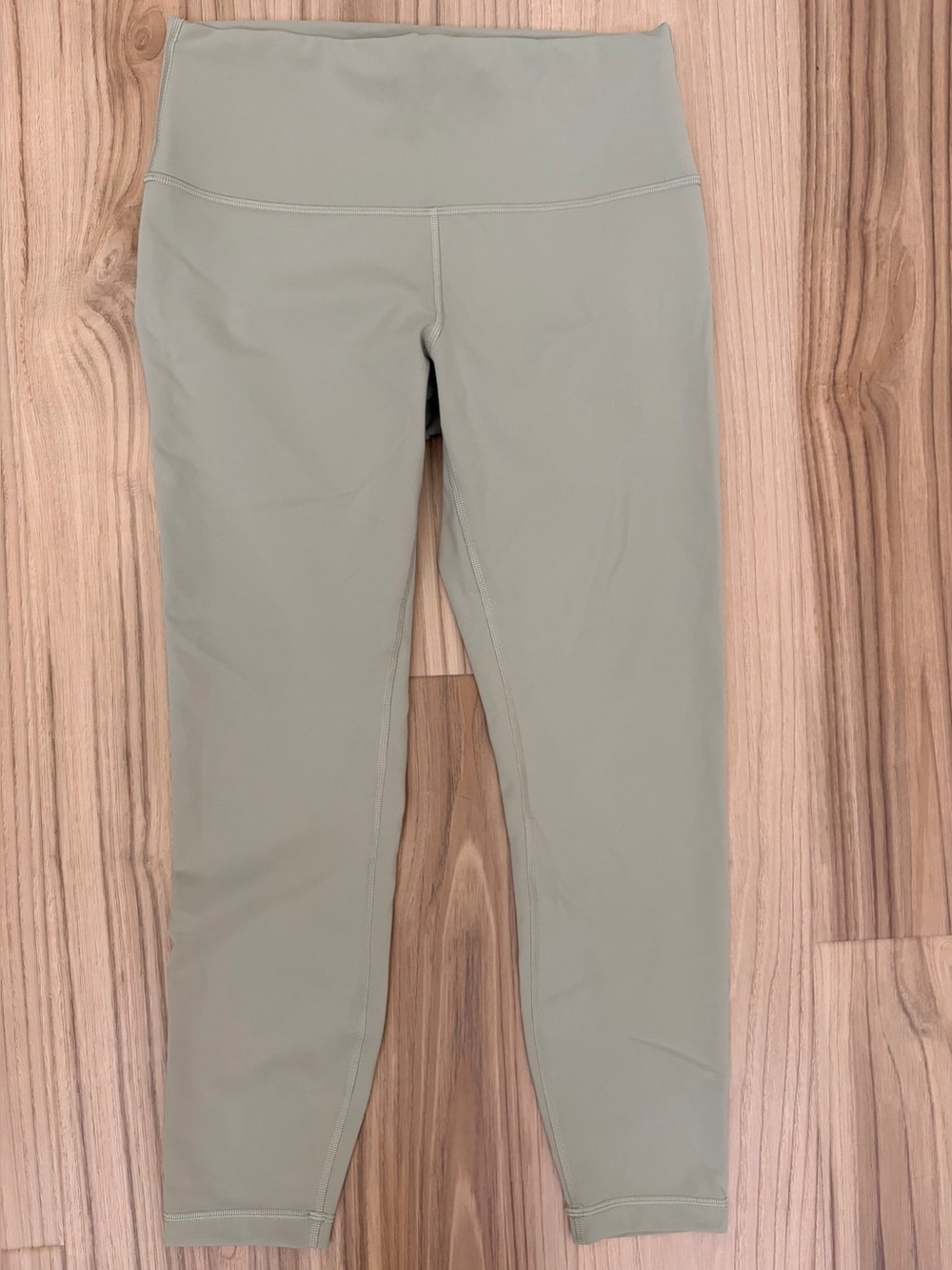 Lululemon High-Waist Athleisure Leggings in Sage Green